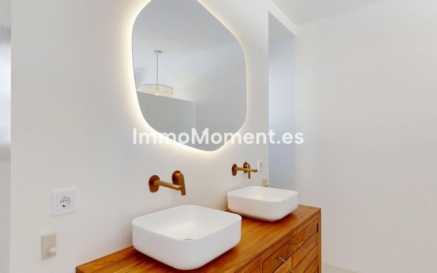 Bestaande woning - Villa - Estepona  - Estepona Centro