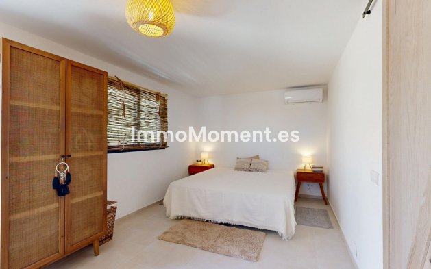 Bestaande woning - Villa - Estepona  - Estepona Centro
