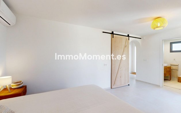 Bestaande woning - Villa - Estepona  - Estepona Centro