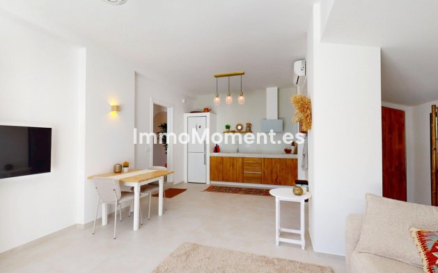Bestaande woning - Villa - Estepona  - Estepona Centro