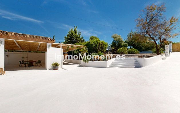 Bestaande woning - Villa - Estepona  - Estepona Centro