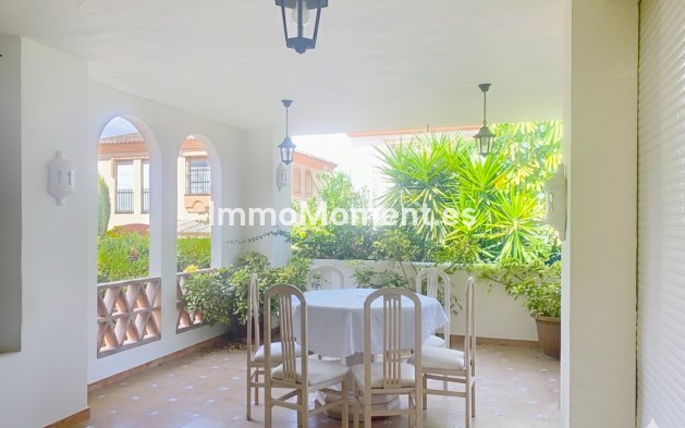 Wiederverkauf - Villa - Marbella - Guadalmina Alta