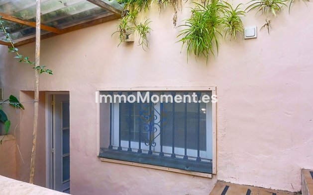 Wiederverkauf - Villa - Marbella - Guadalmina Alta