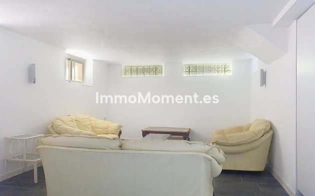 Wiederverkauf - Villa - Marbella - Guadalmina Alta