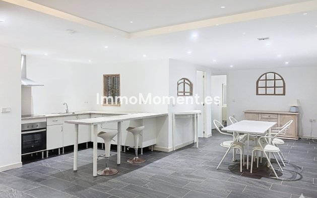 Wiederverkauf - Villa - Marbella - Guadalmina Alta