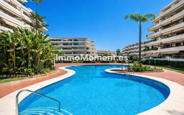 Resale - Apartment - Marbella - Guadalmina Alta