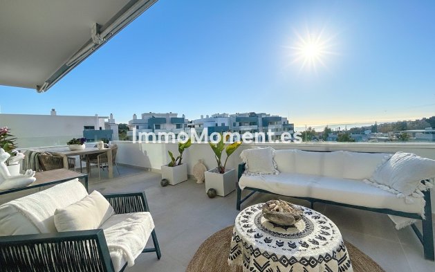 Resale - Apartment - Estepona - Estepona Centro
