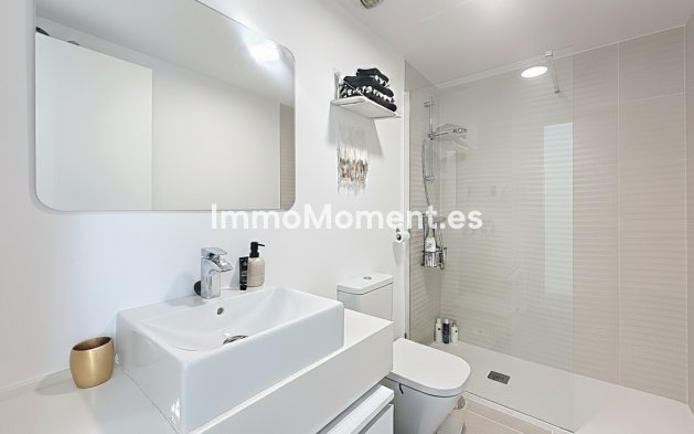 Resale - Apartment - Estepona - Estepona Centro