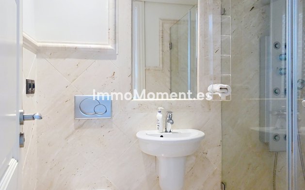 Reventa - Apartamento - Estepona  - Estepona Centro
