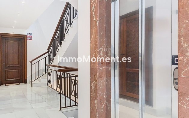 Reventa - Apartamento - Estepona  - Estepona Centro