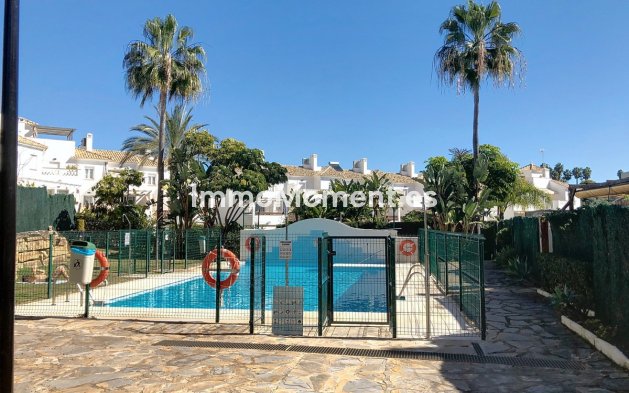 Revente - Maison mitoyenne - Estepona  - Selwo