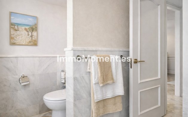 Revente - Appartement - Estepona  - Selwo