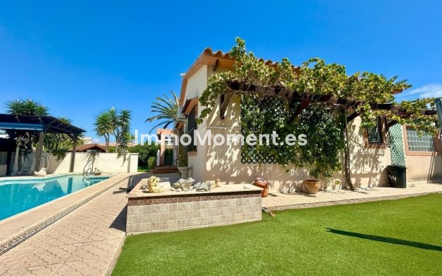 Revente - Villa - Orihuela - Orihuela Costa
