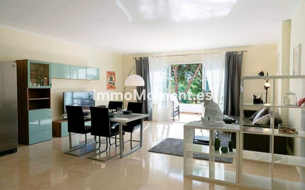 Resale - Apartment - Estepona - New Golden Mile