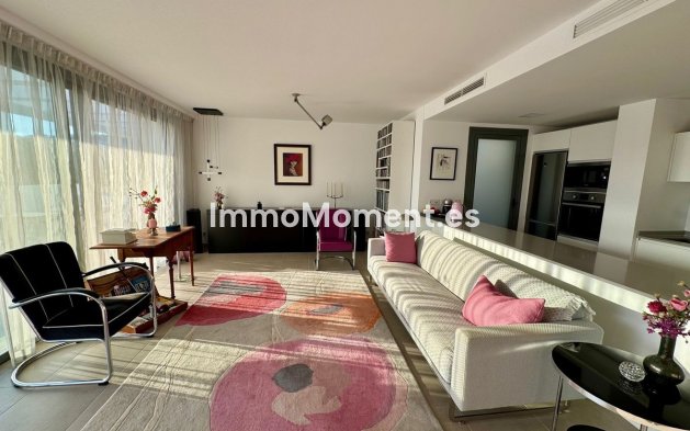 Resale - Apartment - Casares - Casares Centro