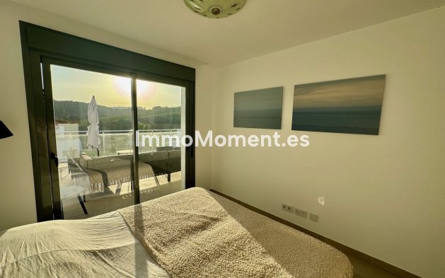 Resale - Apartment - Casares - Casares Centro