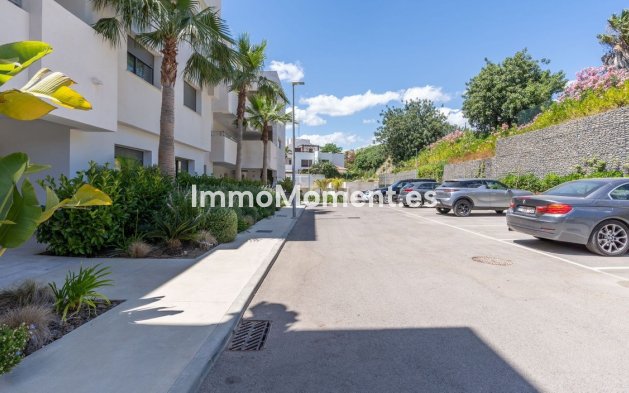 Resale - Apartment - Casares - Casares Centro