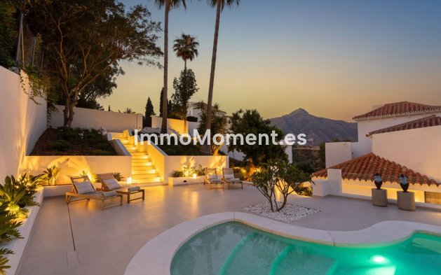 Wiederverkauf - Villa - Marbella - Nueva Andalucía