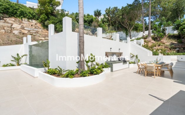 Wiederverkauf - Villa - Marbella - Nueva Andalucía