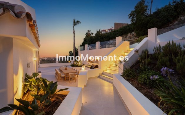 Wiederverkauf - Villa - Marbella - Nueva Andalucía