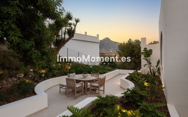 Wiederverkauf - Villa - Marbella - Nueva Andalucía