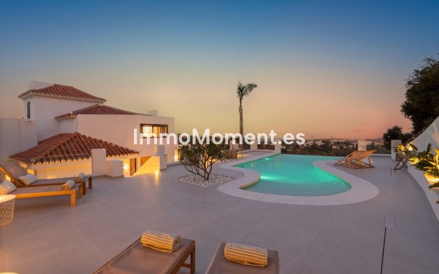 Wiederverkauf - Villa - Marbella - Nueva Andalucía