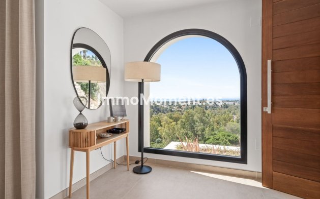 Wiederverkauf - Villa - Marbella - Nueva Andalucía