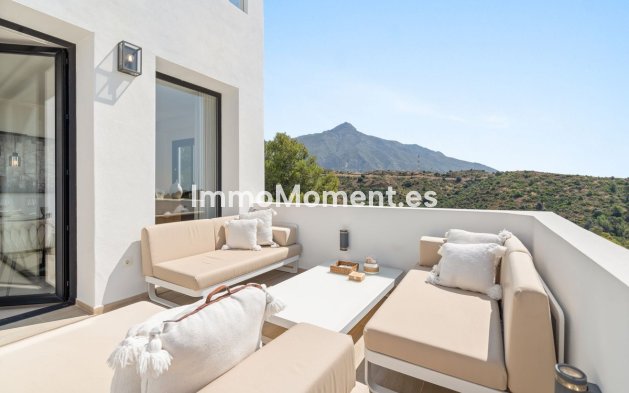 Wiederverkauf - Villa - Marbella - Nueva Andalucía