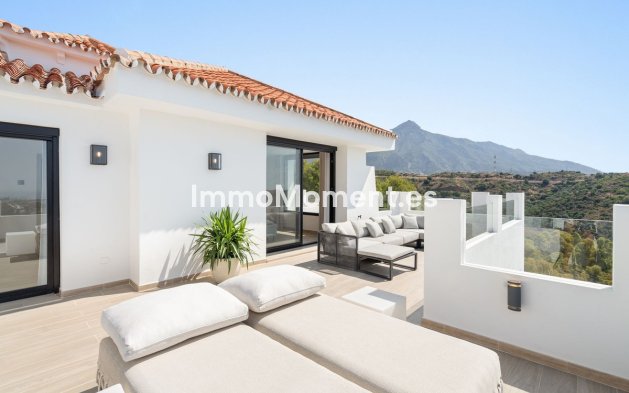 Wiederverkauf - Villa - Marbella - Nueva Andalucía