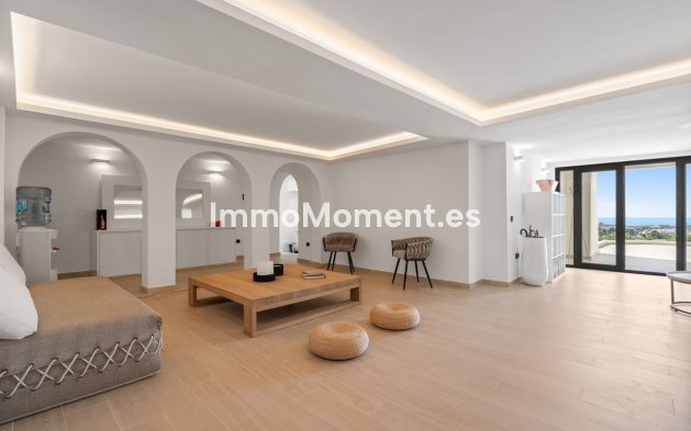 Wiederverkauf - Villa - Marbella - Nueva Andalucía