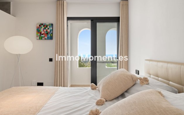 Wiederverkauf - Villa - Marbella - Nueva Andalucía