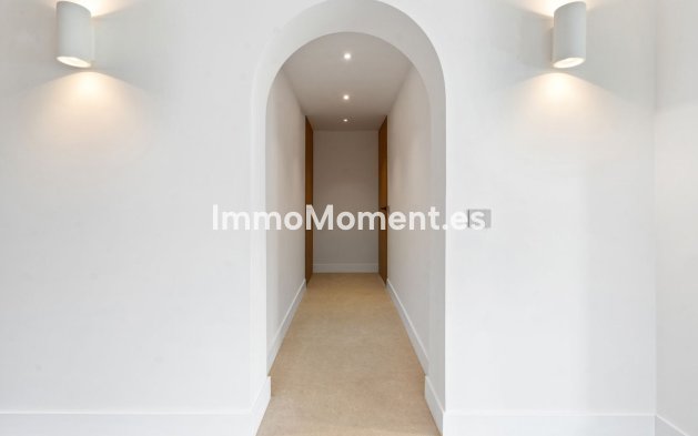 Wiederverkauf - Villa - Marbella - El Rosario