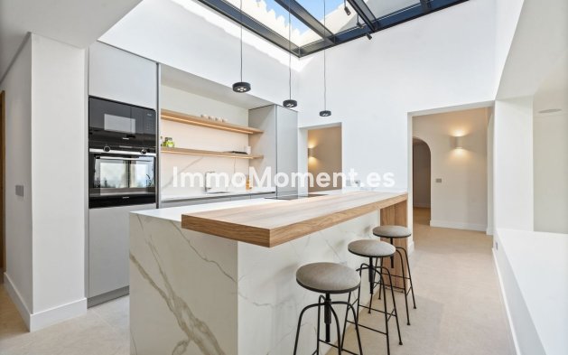 Wiederverkauf - Villa - Marbella - El Rosario