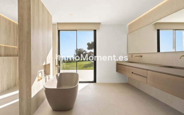 Wiederverkauf - Villa - Marbella - El Rosario