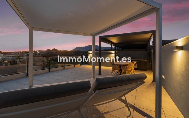 Resale - Apartment - Estepona - Estepona Centro