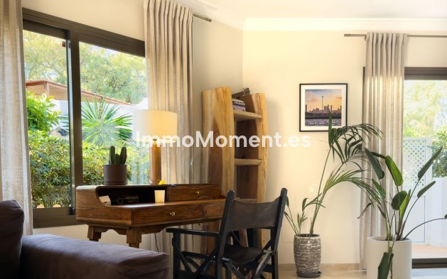 Revente - Appartement - Marbella - Elviria