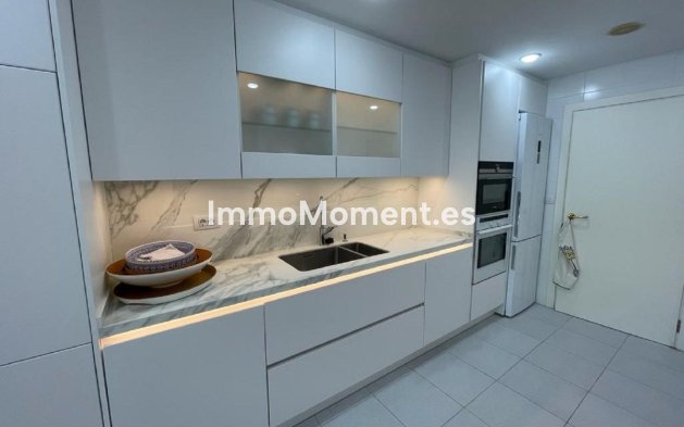 Wiederverkauf - Wohnung - Marbella - Puerto Banús