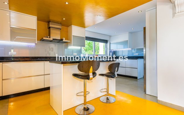 Bestaande woning - Vrijstaande villa - Benalmadena - Benalmadena Centro