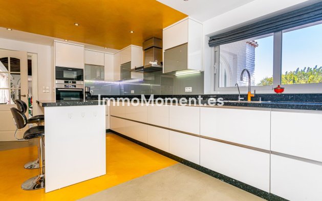 Bestaande woning - Vrijstaande villa - Benalmadena - Benalmadena Centro