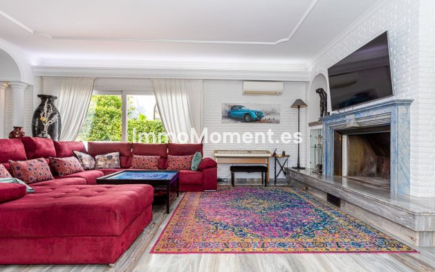 Bestaande woning - Vrijstaande villa - Benalmadena - Benalmadena Centro