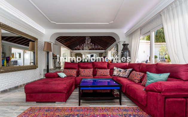 Bestaande woning - Vrijstaande villa - Benalmadena - Benalmadena Centro