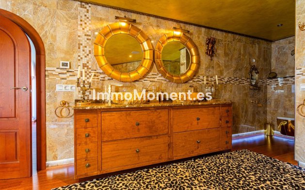Bestaande woning - Vrijstaande villa - Benalmadena - Benalmadena Centro