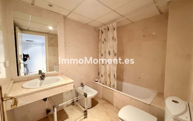 Wiederverkauf - Wohnung - Marbella - Río Real