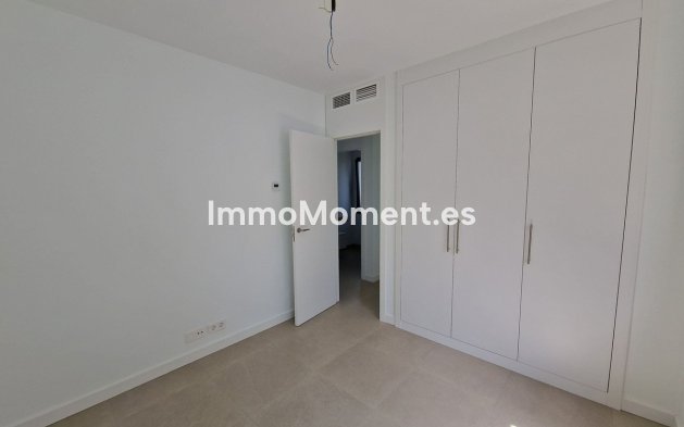 Resale - Villa - Estepona - Atalaya