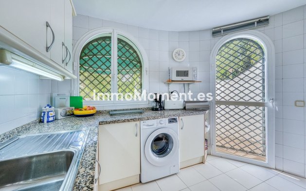 Reventa - Villa - Marbella - Nueva Andalucía