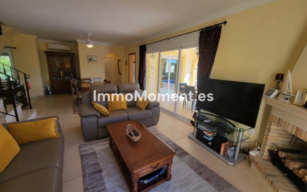 Resale - Villa - Calpe - Calpe Centro