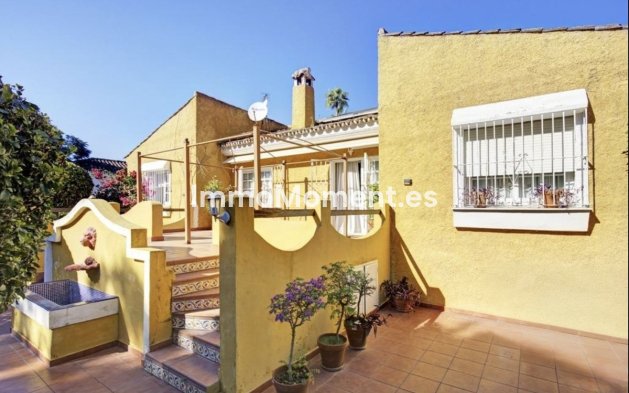 Resale - Villa - Marbella - El Rosario