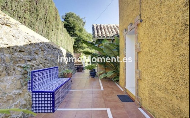 Resale - Villa - Marbella - El Rosario