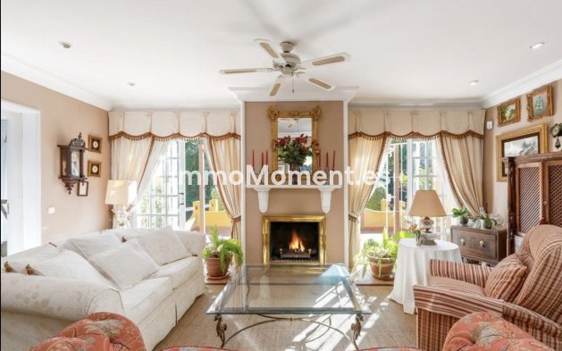 Resale - Villa - Marbella - El Rosario