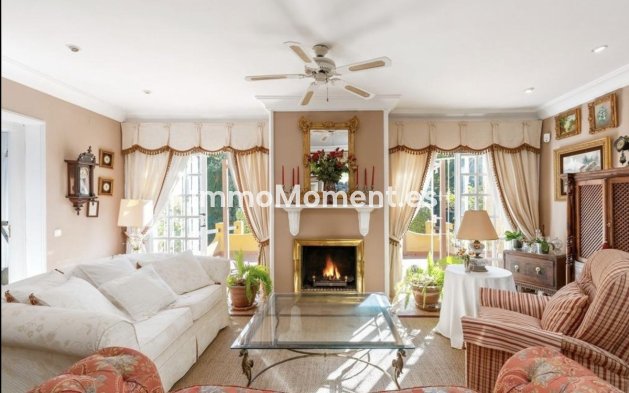 Resale - Villa - Marbella - El Rosario